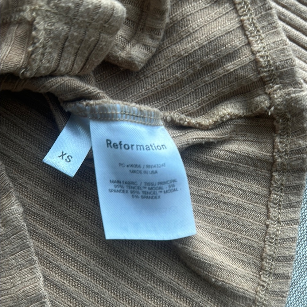 Reformation Top - Picture 2 of 3